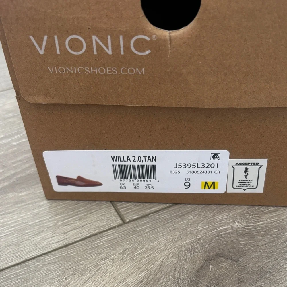 Vionic Women's Tan Leather Loafers - Picture 5 of 6